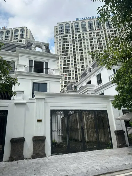 BÁN BIỆT THỰ SONG LẬP ROMAN PLAZA 200M2 - 4 TẦNG. MT 11M.