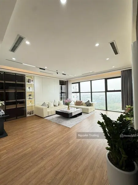 Bán căn hộ 135m2, 3pn 2vs, cửa tb, ban công đn, chung cư iris garden, giá 10 tỷ. có thương lượng