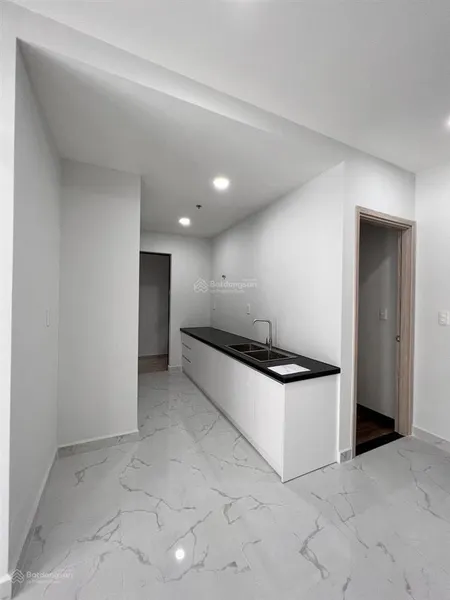 Bán chung cư charm city dĩ an căn hộ 2pn2wc 70m2 sẵn sổ giá 2,35 tỷ bao phí thuế
