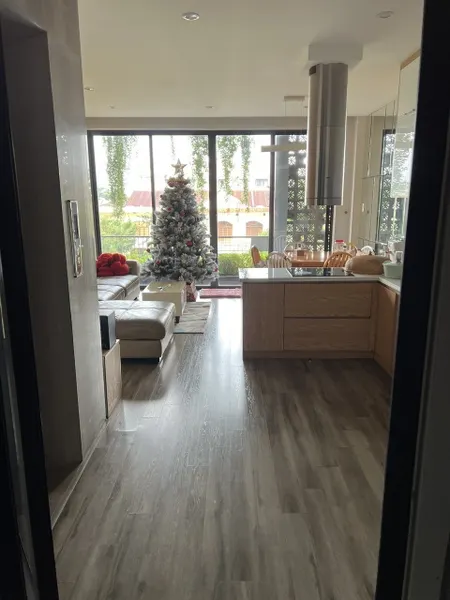 Bán nhà 5 tầng thang máy, mặt tiền Đông Giang, gần cầu Rồng, 73m², kinh doanh tốt