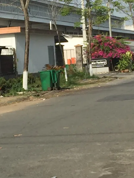 Chính chủ cần bán gấp nhà cấp bốn vị trí thuận lợi vừa ở, buôn bán, làm công ty . Lh 0789635405 . Tp Vĩnh Long