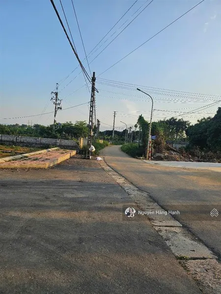 Cần tìm đại gia cho em hậu lô góc trại hồ ôtô thông mt lý tưởng kinh doanh 130m nhỉnh 4 tỷ