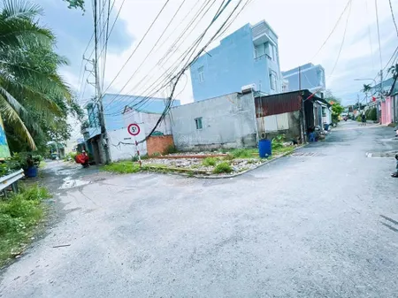 Cần tiền bán gấp đất đẹp vĩnh phú 38a, dt 66,3 m2 (50 thổ cư), view đẹp 2 mặt tiền lớn, chị 2,95 tỷ