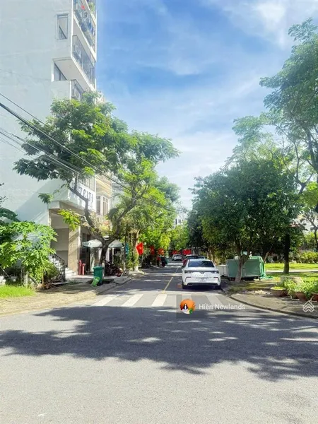 Bán gấp 90m đất đối diện công viên mặt tiền đường mỹ an 3 tặng nhà c4 sát sông hàn