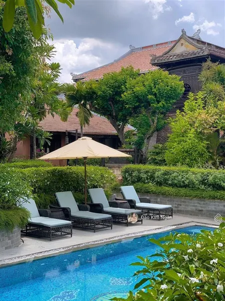 Đất mt đường nguyễn trực đấu lưng đường biển hoàng sa 250m2 giá 30 tỷ.