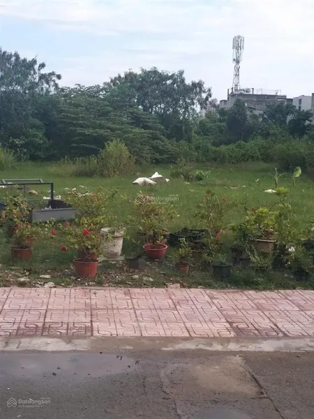 Bán đất mặt tiền hẻm 41 gò cát, 70m2, giá 4,2 tỷ, view đẹp, nhiều tiện ích, quận 9, hcm