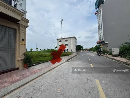 Bán đất tđc cự khối65mmt 5mô tô tránhvỉa hè kinh doanhgần hồ điều hoà 40ha, giá đầu tư