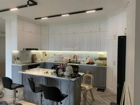 Chung cư vườn đào, tây hồ 98m, 2 ngủ, 2 vệ sinh, chào 7.98tỷ. căn góc. slot oto. sổ đỏ.