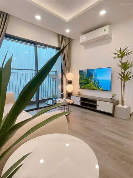 Bán gấp căn 3pn, dt 75,7m2, giá 6 tỷ hướng mát, nhà siêu đẹp tại vinhome smart city