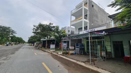 Bán gấp 2 nền đất thổ cư khu dân cư long hậu 1, gần chợ long hậu