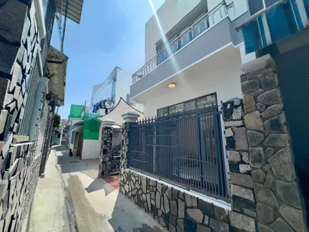 Nhà 2 Tầng, Hẻm Hương Lộ Ngọc Hiệp, Ngọc Hiệp - Phường Tây Nha Trang.