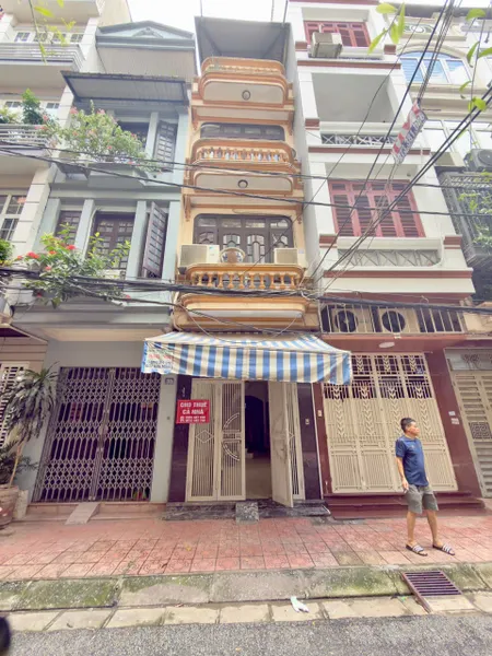 CHO THUÊ NHÀ RIÊNG 4 TẦNG – NGÕ Ô TÔ TRÁNH, HỒNG HÀ – BA ĐÌNH