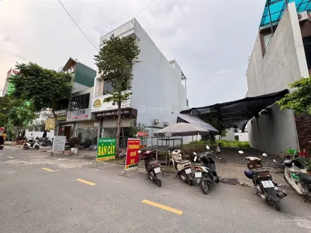 82.5m2 đối diện chợ tạm ( view vườn hoa) thuộc đấu giá dg06 thị trấn quốc oai