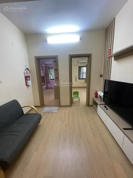 Bán căn hộ tập thể chợ đồng xa mai dịch cầu giây lô góc diện tích 50,3/100 m2 4 ngủ ở luôn