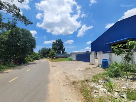 Bán lỗ xưởng tân định mới 70% bình dương 1700m2 giá 14,5 tỷ đường xe container 0933 626 ***