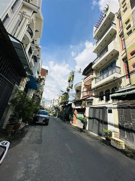 Bán nhà phố gò vấp, dt 4x18m, ngay emart phan huy ích, vị trí kinh doanh chỉ 8,5 tỷ tl