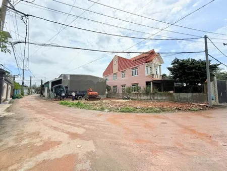 Chủ gửi bán 3 lô đất p.tân vạn,gần trường nguyễn văn trỗi p.tân vạn,đường xe tải,sổ riêng, tcư 100%