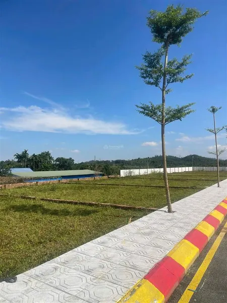 Bán đất phân lô phú mãn, quốc oai 100m full thổ cư, hạ tầng đầy đủ, tiện ích ngập tràn, giá 1.8 tỷ