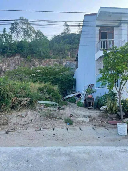 BÁN ĐẤT TĐC THUỶ TÚ VĨNH THÁI -  VIEW SÔNG QUÁN TRƯỜNG NHA TRANG GIÁ 3 TỶ 500