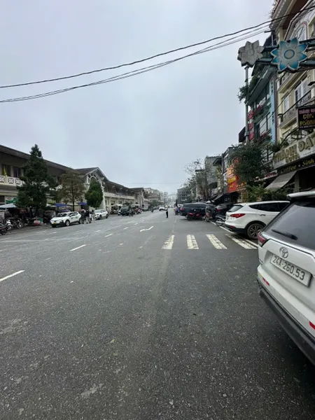 Gia chủ chuyển công tác nên bán 01 lô đất đường N1 cổng chợ Sapa _ Lào cai