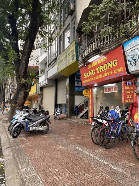 SIÊU HIẾM - BÁN NHÀ 95M, MẶT PHỐ NGỌC LÂM, LONG BIÊN -- KD SẦM UẤT, VỈA HÈ, CHỈ 2X.X TỶ