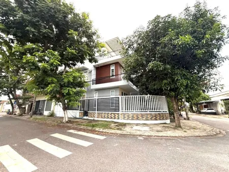 Bán căn góc 3 Tầng sát Biển Nguyễn Tất Thành, Đường Phan Thị Nể