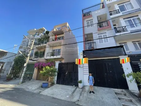 Bán đất 217 nguyễn gia trí, p. 25 quận bình thạnh dt 4x16m giá bán 13,5 tỷ 0901 488 ***