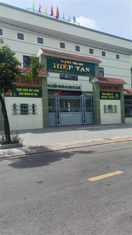 Bán đất, đường phan anh,ngay trường thcs hiệp tân (4*20) 6,4 tỉ tl