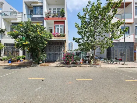 Lô đất vàng kdc phú hồng thịnh 10, p bình thắng, dĩ an
