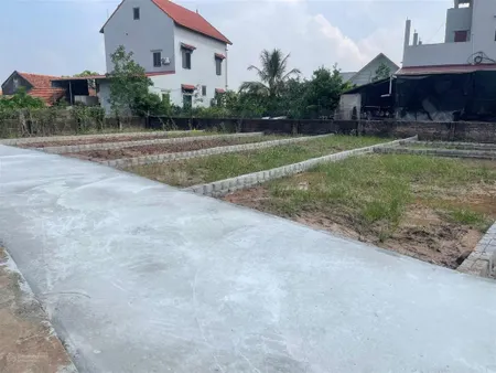 Trục chính thôn đông tảo hoàn long hưng yên vị trí trung tâm gần chợ, gần vành đai 4