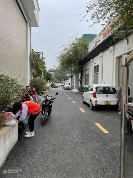 Chính chủ hạ giá 1 tỷ, bán nhanh trong tháng 10, 135m2 tại đại học sư phạm thể dục thể thao