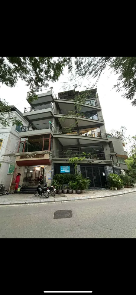 Bán căn hộ cao  ấp view hồ tây