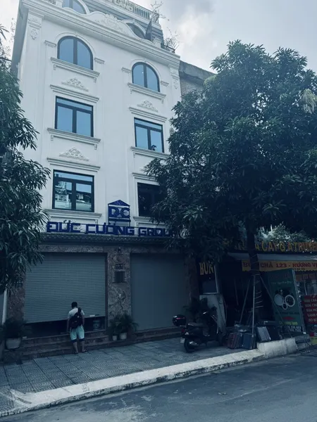 (BÁN GẤP) lIỀN KỀ KĐT VĂN KHÊ HÀ ĐÔNG,LÔ GÓC,2 MẶT VỈA HÈ,KINH DOANH DỈNH,DT 100M2 X 4T CÓ Ô CHỜ TM