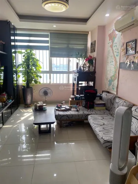Cần bán căn hộ cộng hoà plaza.72m 2pn sổ hồng riêng 4,7 tỷ. nhà đẹp 0932 834 ***