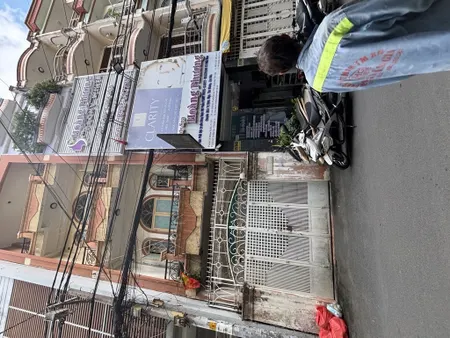Bán nhà Phú Nhuận - 4 tầng - hẻm nhựa 10m , kinh doanh tốt , thông ra Phan Xích Long, Phan Đăng Lưu...
