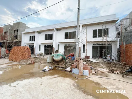 NHÀ SẮP HOÀN THIỆN NGAY TRUNG TÂM GIÁ HỢP LÝ SỔ RIÊNG THỔ CƯ