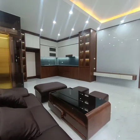 BÁN NHÀ 5T MỚI GẦN GA TẦU ĐIỆN  TRÊN CAO TẠI TRẦN PHÚ - HÀ ĐÔNG, THANG MÁY,  GIÁ CHỈ 9.6 T