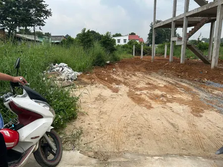 BÁN LÔ ĐẤT 5X30 8 X30 CÓ SỔ HỒNG RIÊNG CÔNG CHỨNG NGAY THỦ DẦU MỘT BÌNH DƯƠNG