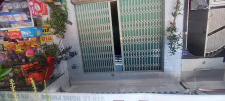 Cho thuê mặt tiền kinh doanh 26m2; gần siêu thị; Trương học; khu kinh doanh ; đường rông 20 m