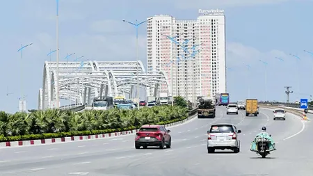 Liền kề lô góc Bình Minh Garden, cách cầu Đông trù 100m, vỉa hè đá bóng, vừa ở vừa kinh doanh