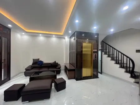 Nhà thang máy Văn Quán, Hà Đông. Lô góc. DT 34m2, 5 tầng, full nội thất - Chỉ hơn 9tỷ