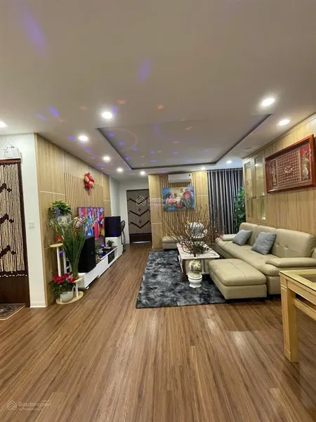 Chính chủ bán căn chung cư 3 phòng ngủ diện tích 85m2. gần vin cổ loa view sông giá 5,5 tỷ