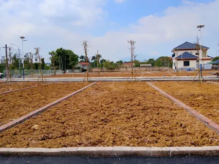 Cần bán mảnh đất diện tích 120m2 thổ cư, mặt tiền 6,2m tại Hoà Lạc bên cạnh Đại học Quốc gia hà nội và Đại học FPT