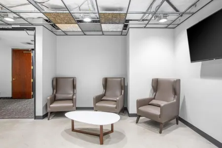 Trọn gói quyền sử dụng tại Regus Vinaconex Diamond Tower