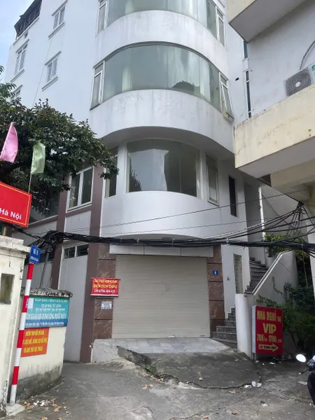 Cho thuê nhà 6 tầng, 124m² tại số 8, ngõ 68 Cầu Diễn, Hà Nội