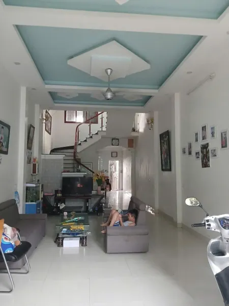 Bán nhà 3 tầng đường hồ ngọc lân phường kinh bắc 129m2 mặt 4.5m giá 9,7 tỷ
