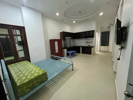 CHO THUÊ PHÒNG 50M2 (PHÒNG TẦNG TRỆT BAO GỒM SÂN SAU), HẺM XE TẢI GIÁ TỐT SÁT CỤM DÂN CƯ VINHOMES CENTRAL PARK P.22, BÌNH THẠNH