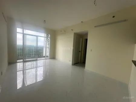 Bán căn chung cư trung tâm huyện, 76m2, sổ đổ, công chứng ngay