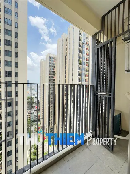 Bán căn hộ 2pn hà đô centrosa, 86m2 , giá 10.226 tỷ .bàn giao full nội thất