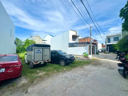 Bán đất 254.9m² full thổ cư ngang 10.46m giá 5.86 tỷ Phường Tây Nha Trang